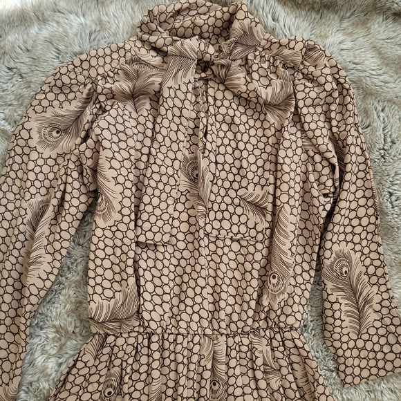 Jo Hanna York Vintage Peacock Feather Print Midi Dress Tan and Brown Size 10 - Picture 2 of 11